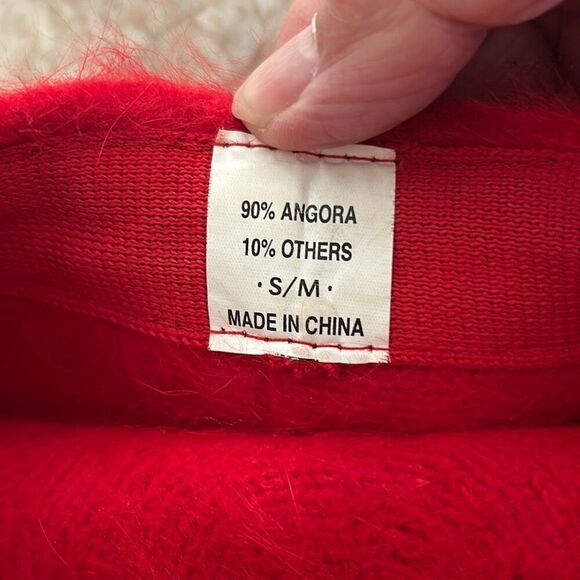 Red Fuzzy Red Wool Hat - Picture 5 of 5